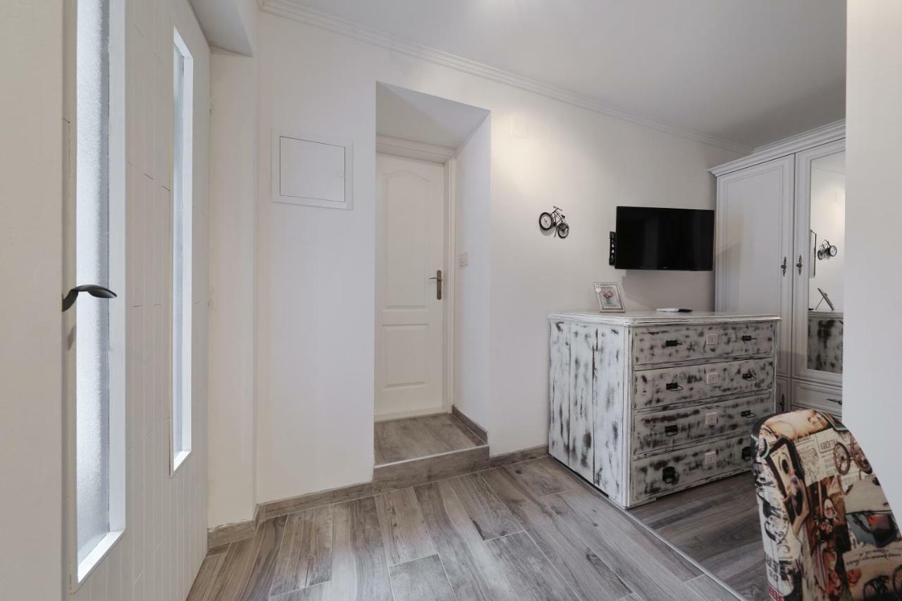 Pave Apartment Zadar Exterior photo